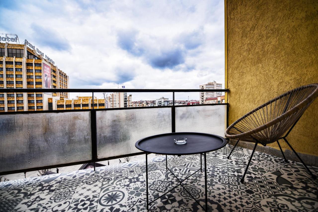 Cozy Bright Central Pristina Buitenkant foto