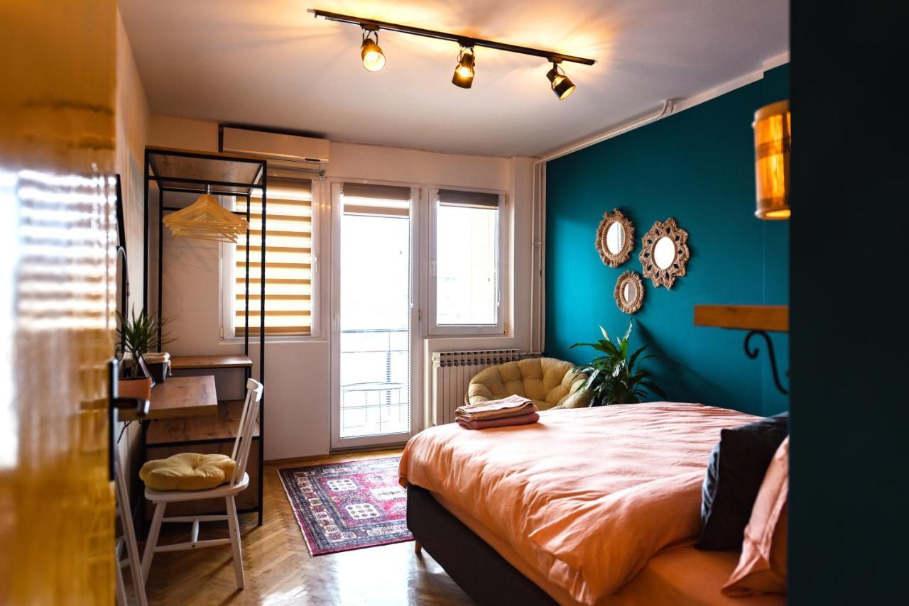 Cozy Bright Central Pristina Buitenkant foto