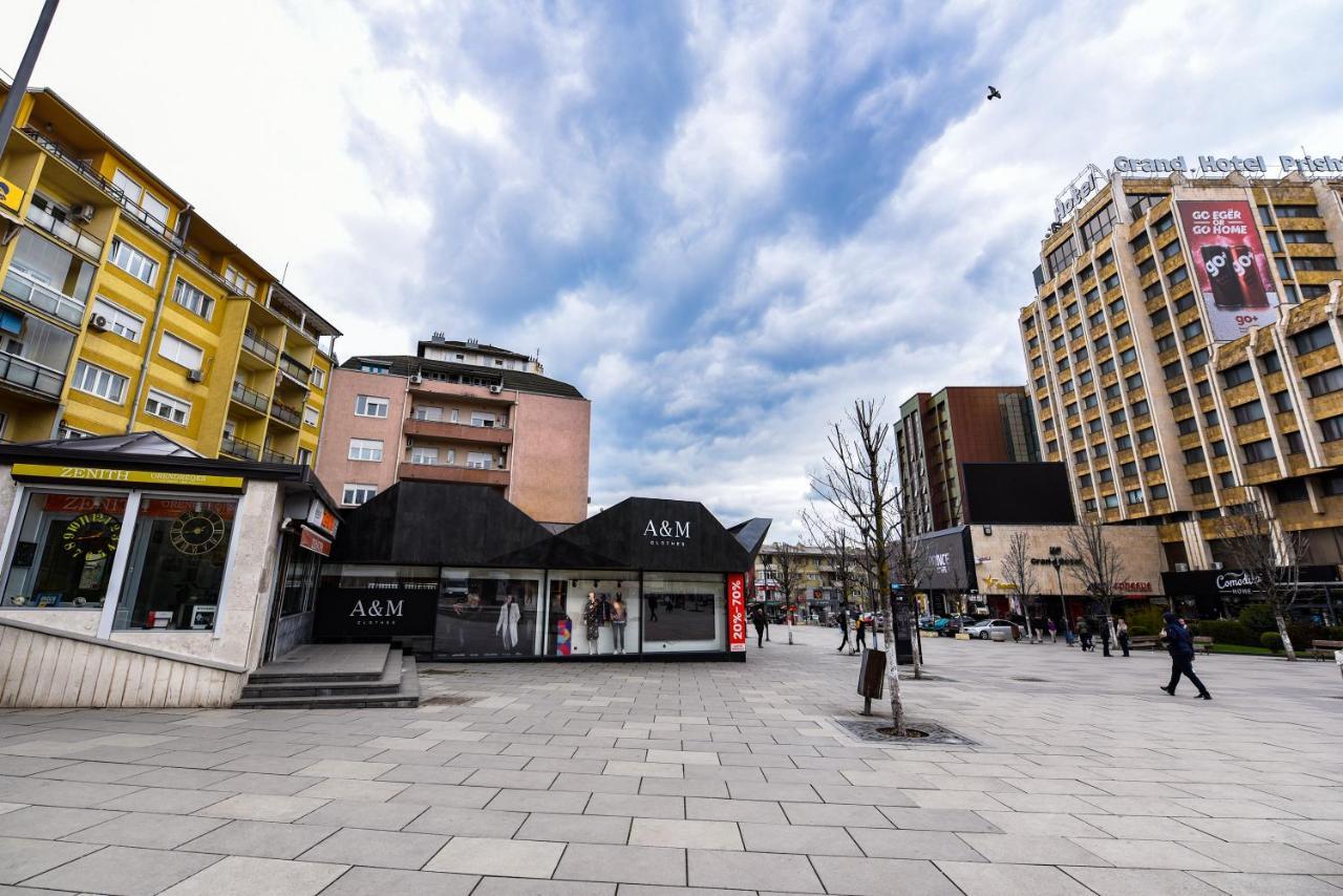 Cozy Bright Central Pristina Buitenkant foto